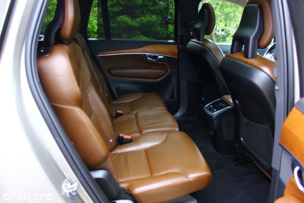 Volvo XC 90 B5 D AWD Momentum Pro 7os - 37