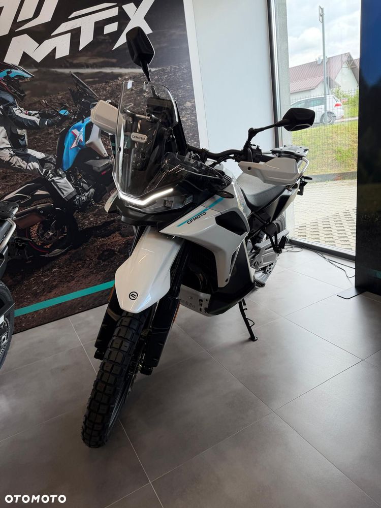 CFMoto 1000 MT-X - 2