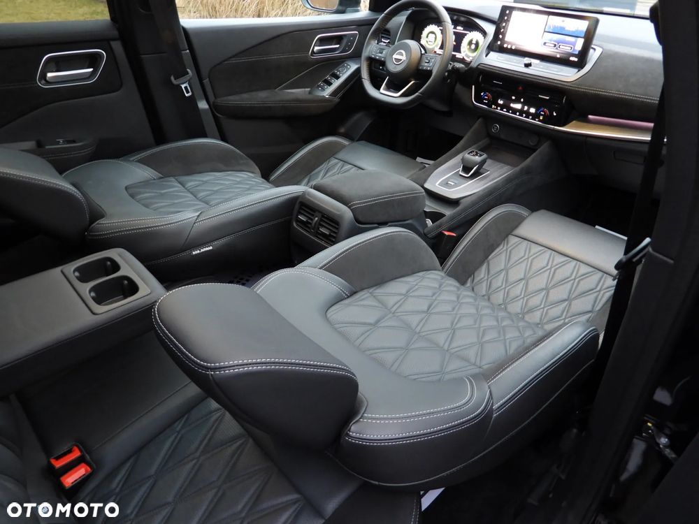 Nissan Qashqai 1.3 DIG-T MHEV Xtronic Tekna+ - 35