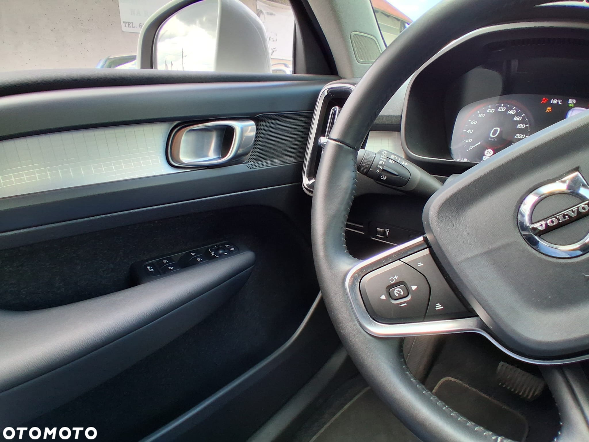 Volvo XC 40 D3 AWD Momentum - 15