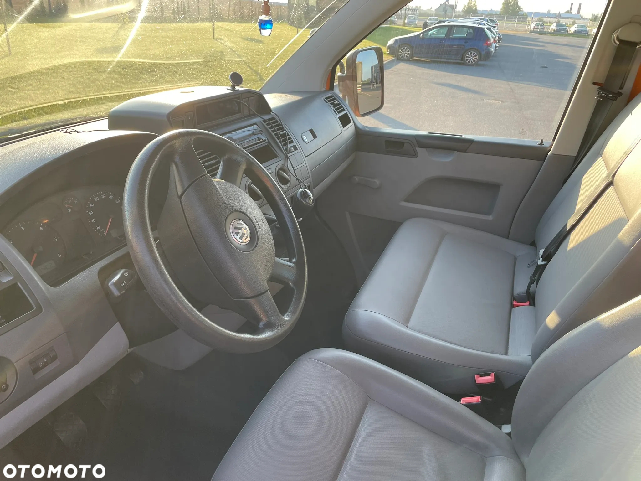 Volkswagen TRANSPORTER T5 - 21