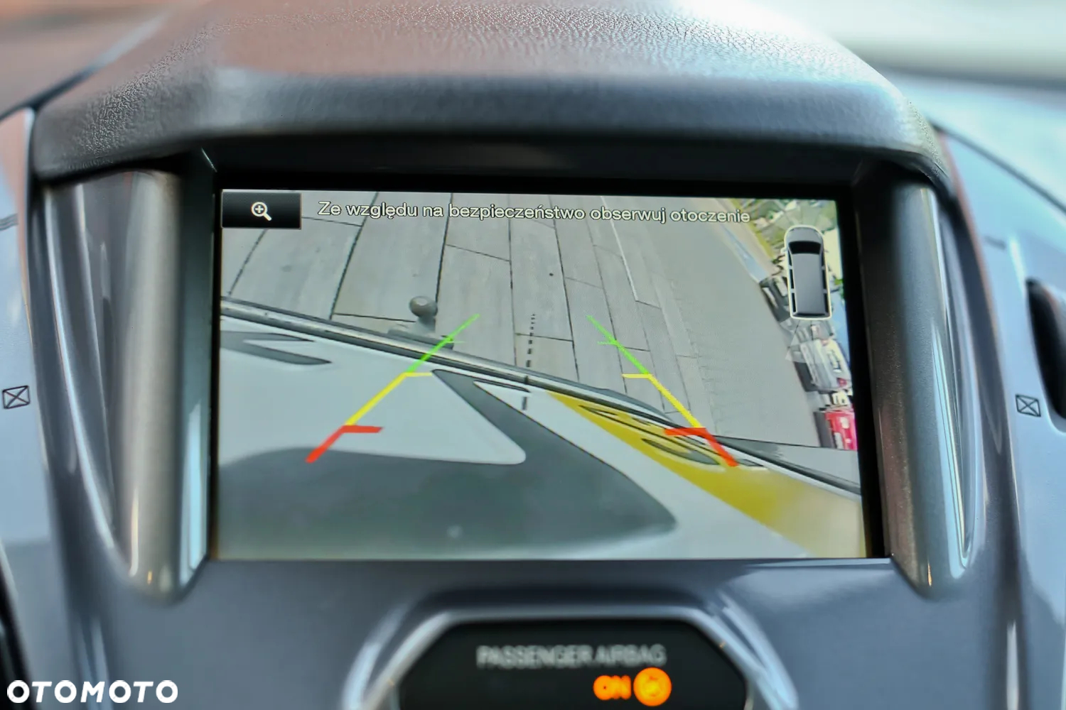 Ford Tourneo Connect Grand - 32