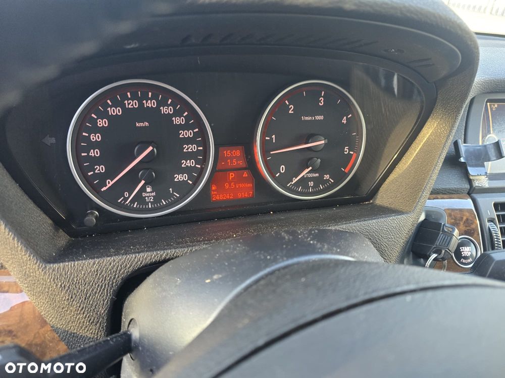 BMW X5 xDrive30d - 14