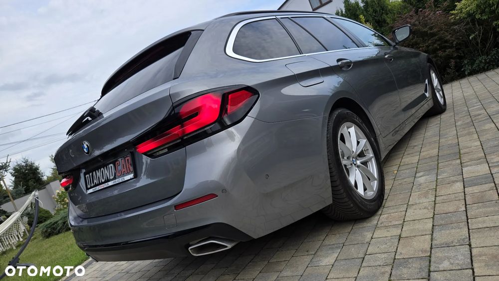 BMW Seria 5 520i Luxury Line - 14