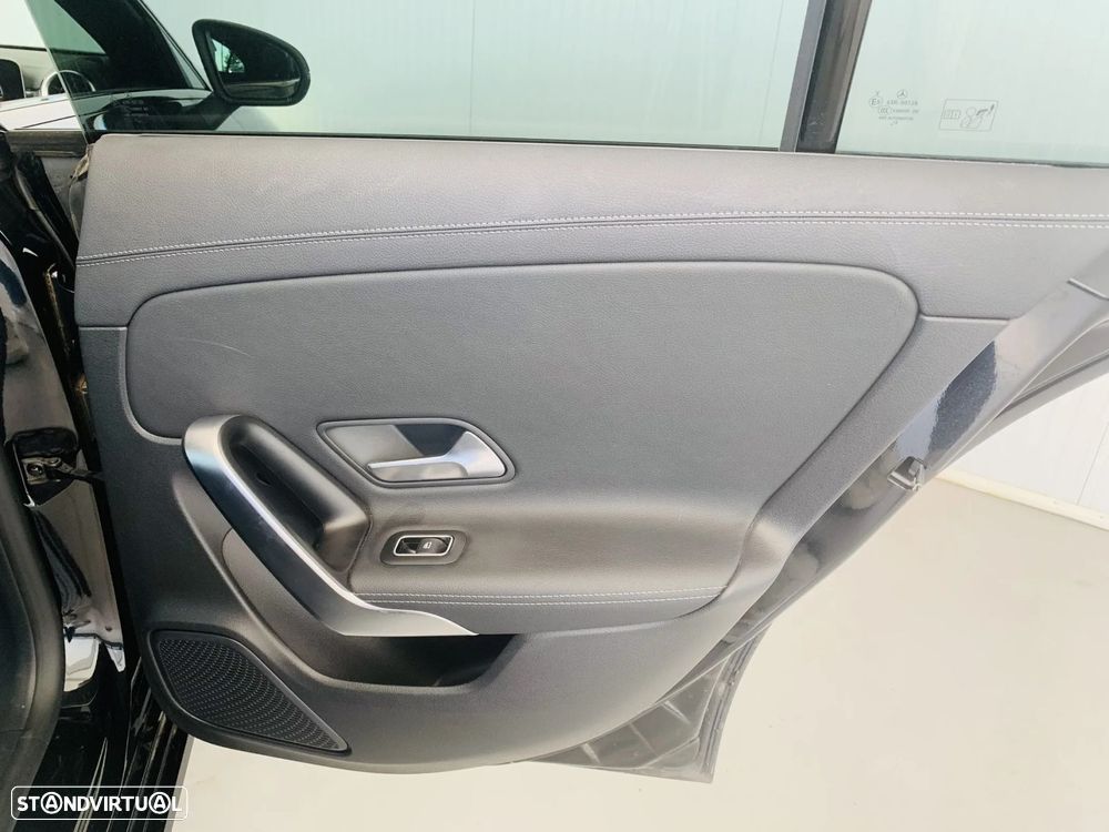 Mercedes-Benz CLA 180 d 7G-DCT Edition 1 - 38