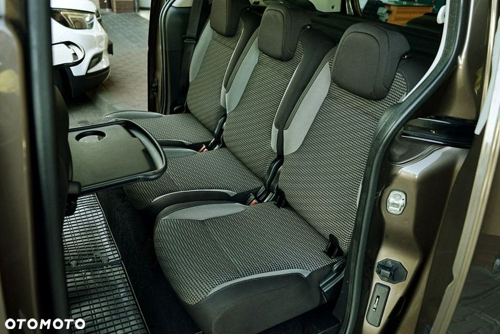 Peugeot Partner 1.6 HDi Outdoor - 16