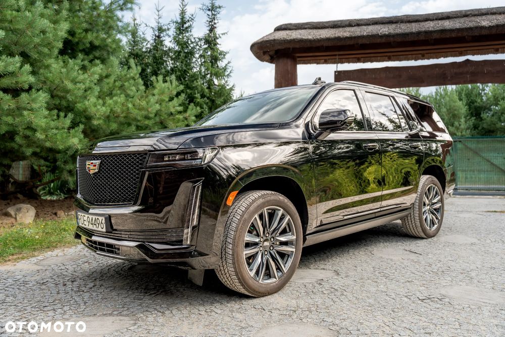 Cadillac Escalade - 13