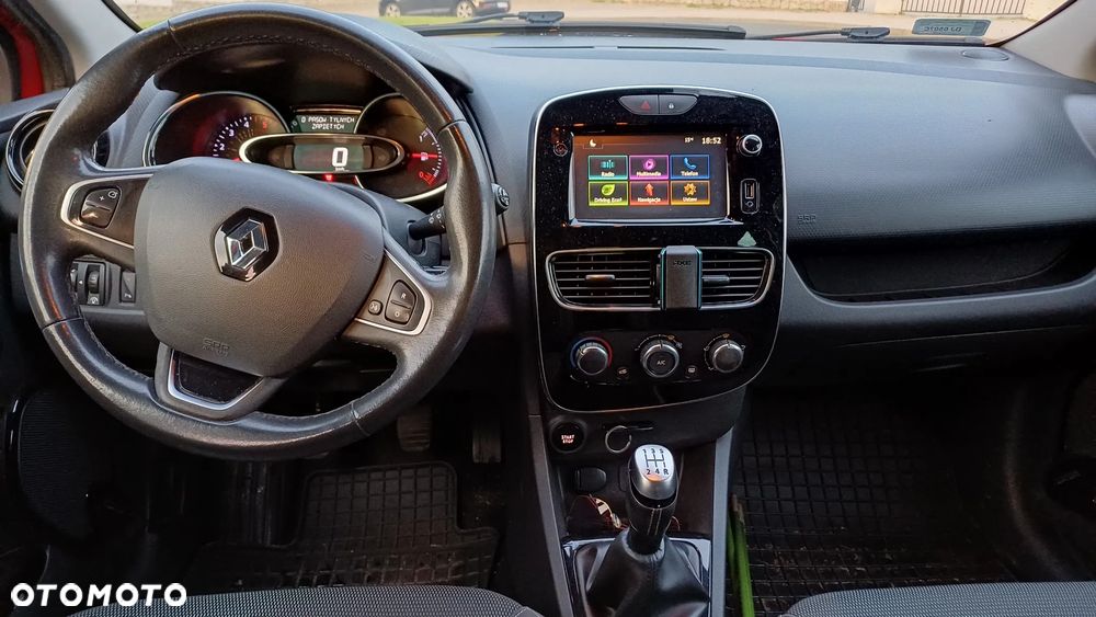 Renault Clio - 9