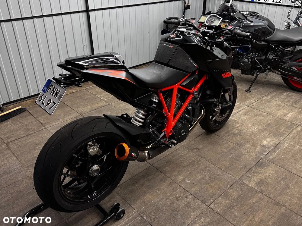 KTM Super Duke - 4