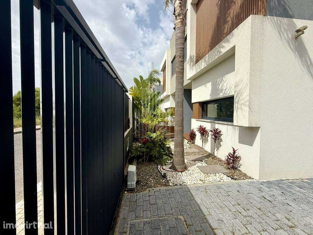 Moradia T3 com Jardim em Bicesse | Cascais - Grande imagem: 4/43