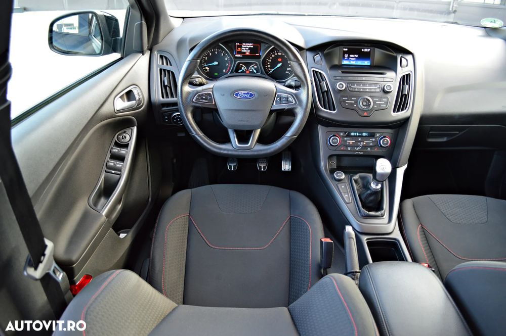 Ford Focus 1.0 EcoBoost Start-Stopp-System ST-LINE - 7