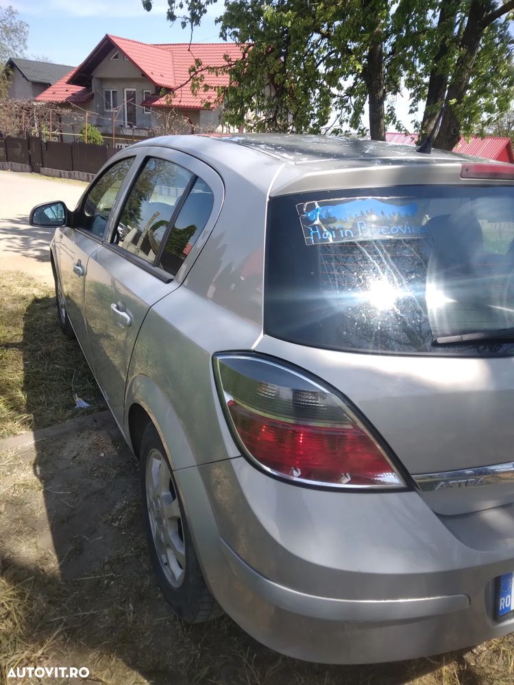 Opel Astra 1.3 CDTI Cosmo - 2