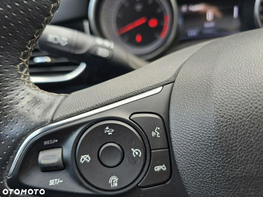 Opel Astra 1.4 Turbo Innovation - 10