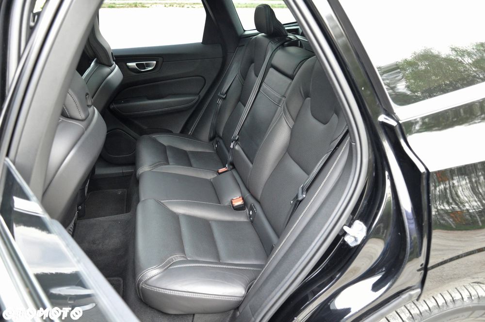 Volvo XC 60 D4 Inscription - 31