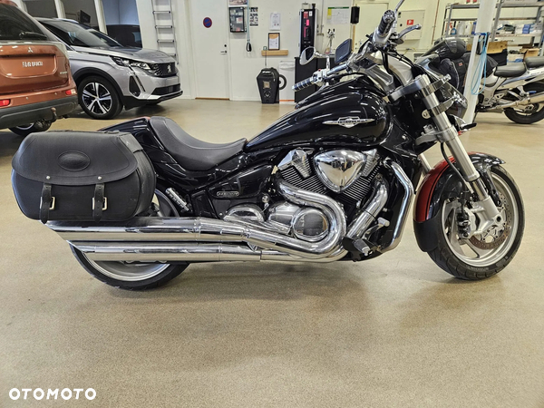 Suzuki Intruder