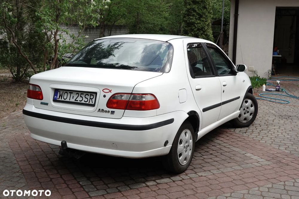 Fiat Albea 1.2 16V Active / HL - 14