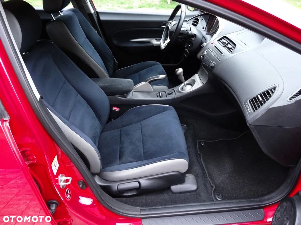 Honda Civic 1.8i-VTEC Sport - 21