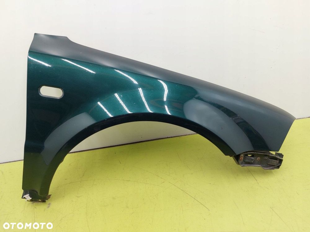 Błotnik przedni prawy VW PASSAT B5 FL LIFT 2000-2005 LB6W ZIELONY - 1