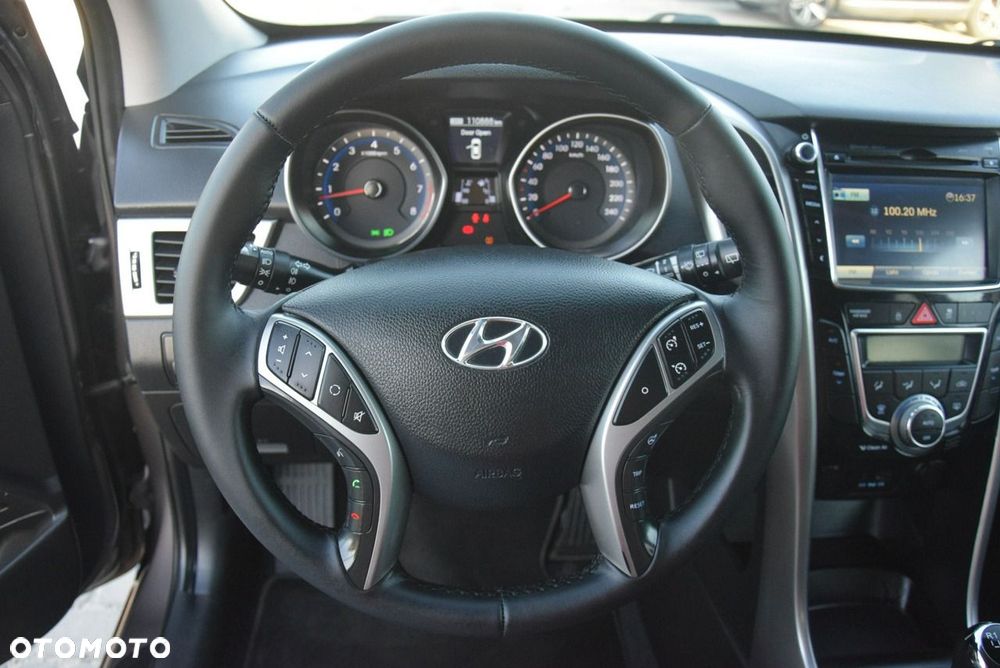 Hyundai i30 1.4 Comfort - 23