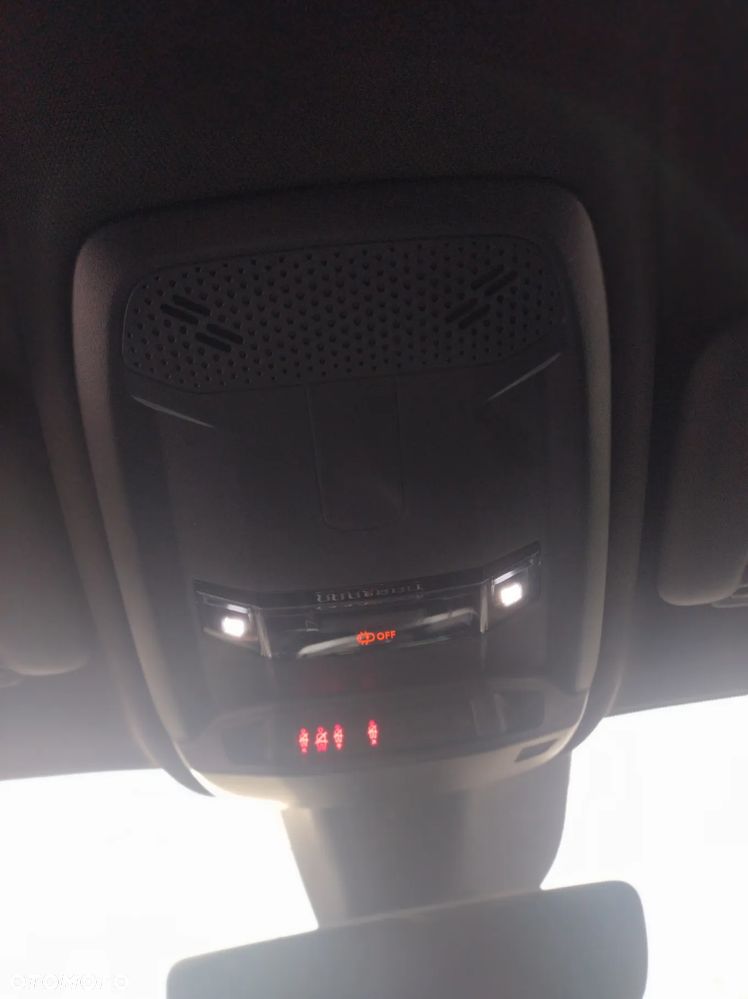 Peugeot 208 PureTech 100 EAT8 GT Pack - 25