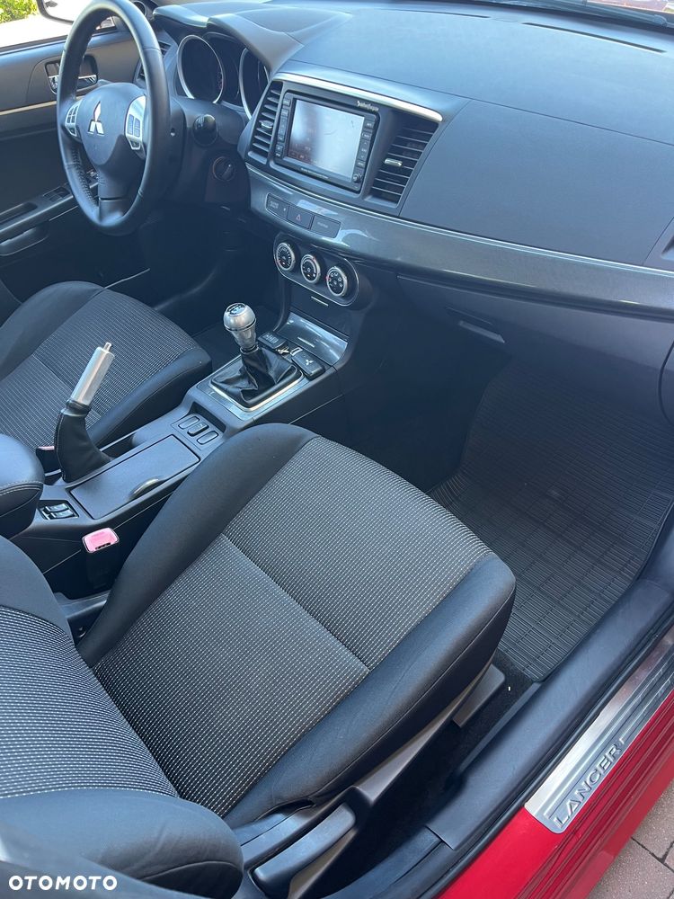 Mitsubishi Lancer - 11