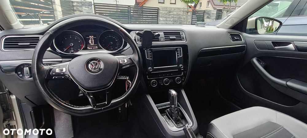 Volkswagen Jetta 1.4 TSI BMT Highline DSG - 10