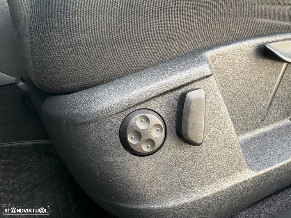 VW Sharan 2.0 TDI Confortline - 13