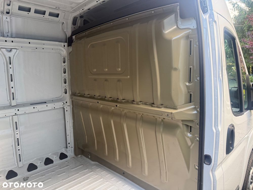 Opel Movano - 25