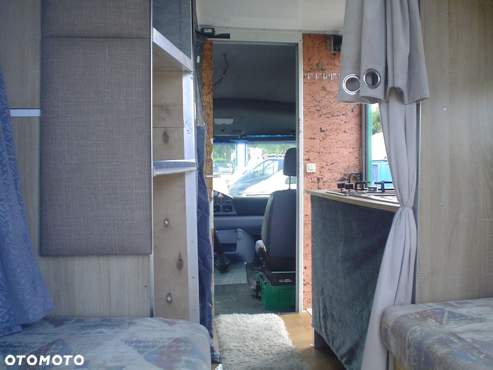 Mercedes-Benz SPRINTER - 15