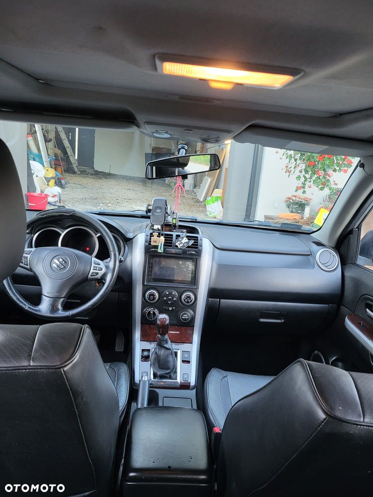 Suzuki Grand Vitara 1.9 DDiS - 4
