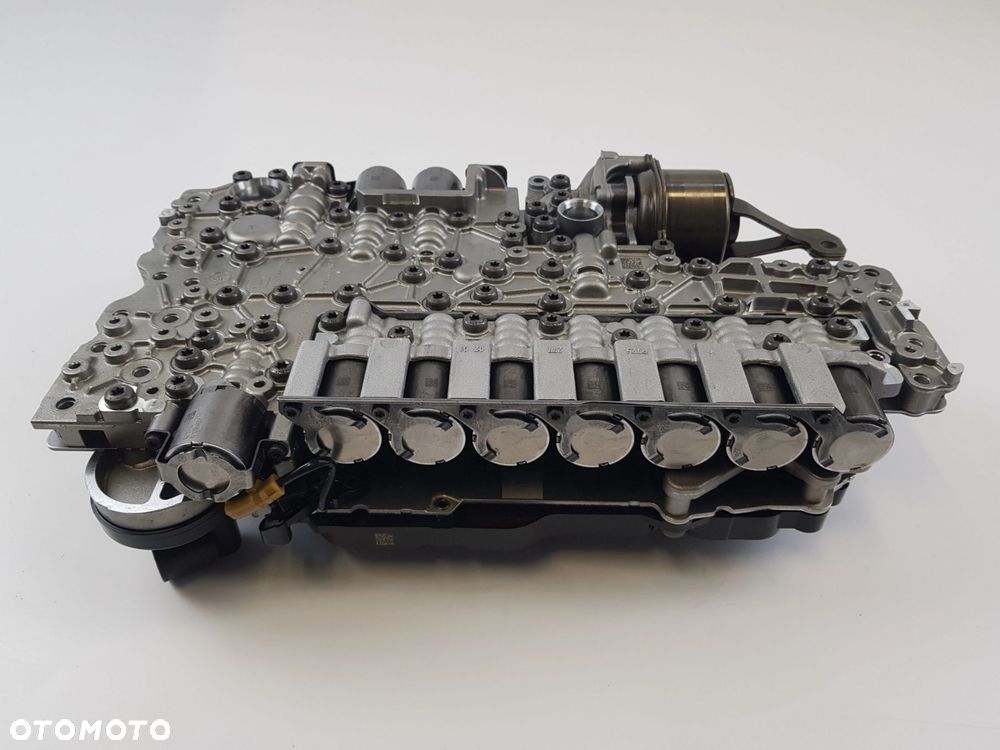 NOWY MECHATRONIKA ZESTAW ZAWORÓW SKRZYNI BIEGÓW MERCEDES-BENZ A7252701410 A0009014502 W213 - 2