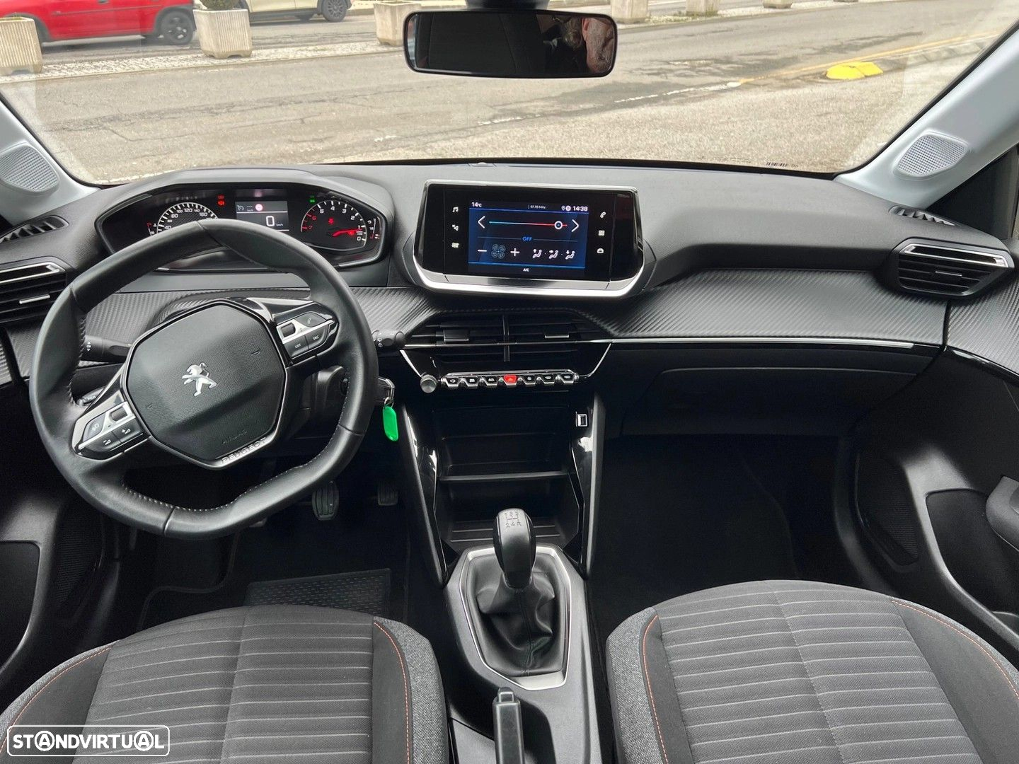 Peugeot 208 1.2 PureTech Active Pack - 10