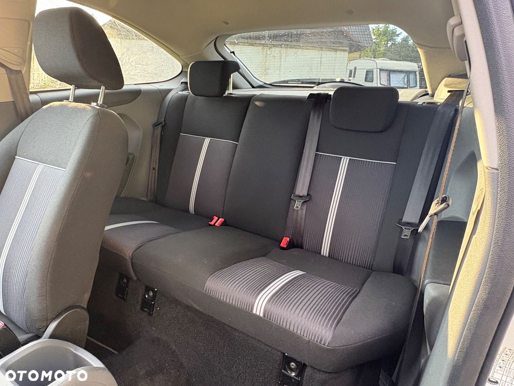 Ford Focus 1.6 16V Sport - 16