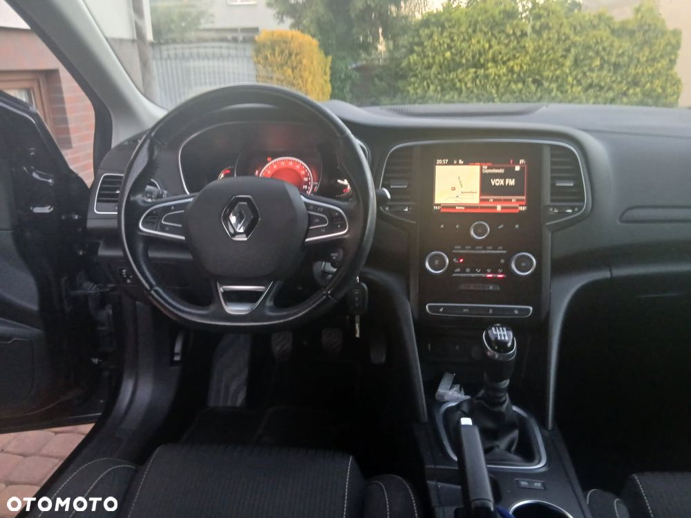 Renault Megane 1.2 16V TCe Energy Bose - 13