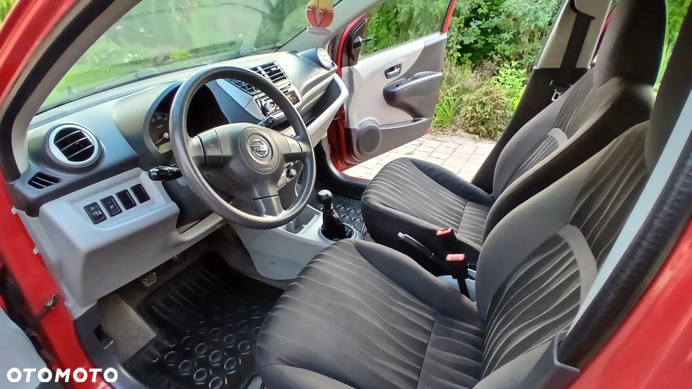 Nissan Pixo - 16