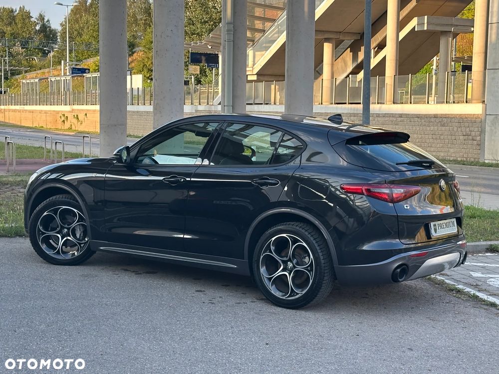 Alfa Romeo Stelvio 2.0 Turbo TI Q4 - 6
