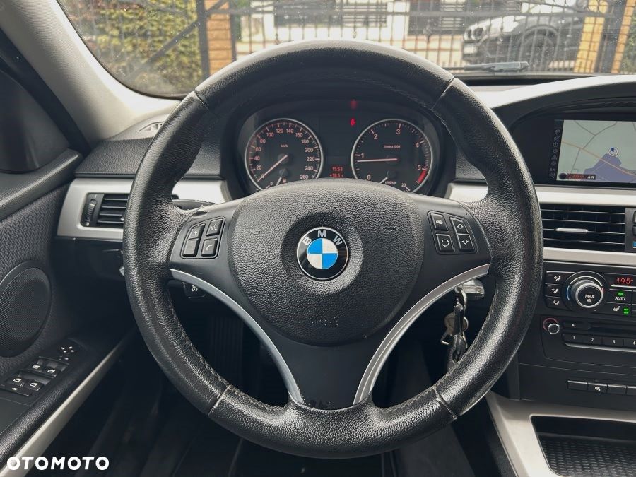 BMW Seria 3 320d DPF - 20