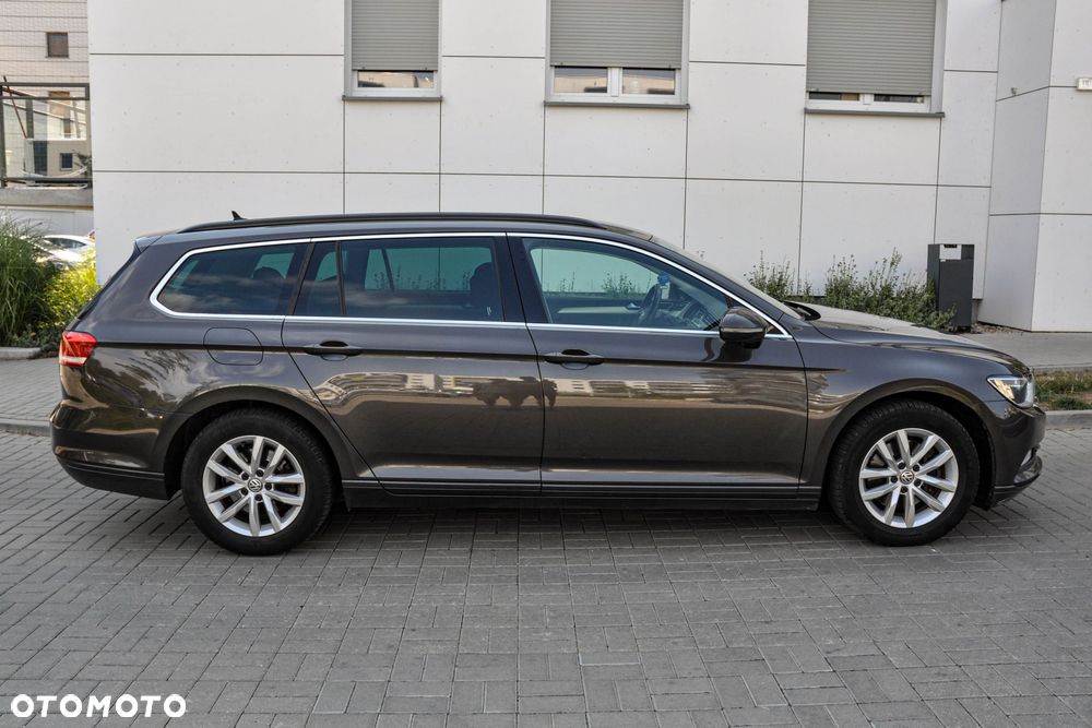 Volkswagen Passat - 5