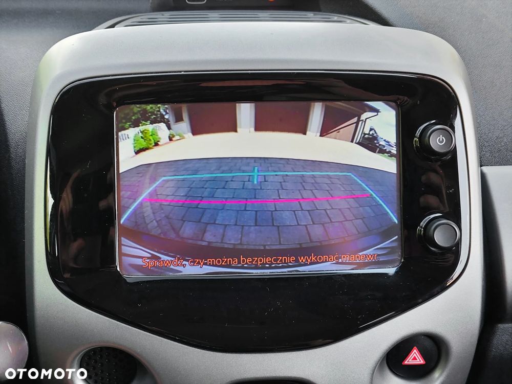 Toyota Aygo x-wave - 23