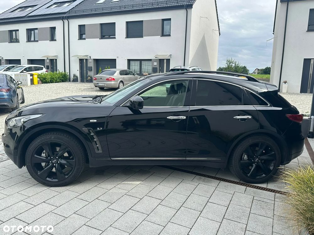Infiniti QX70 3.7 S Premium - 6