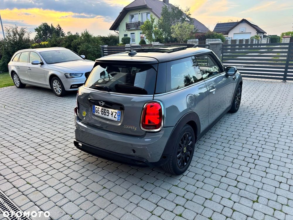 MINI Cooper SE Trim XL - 4
