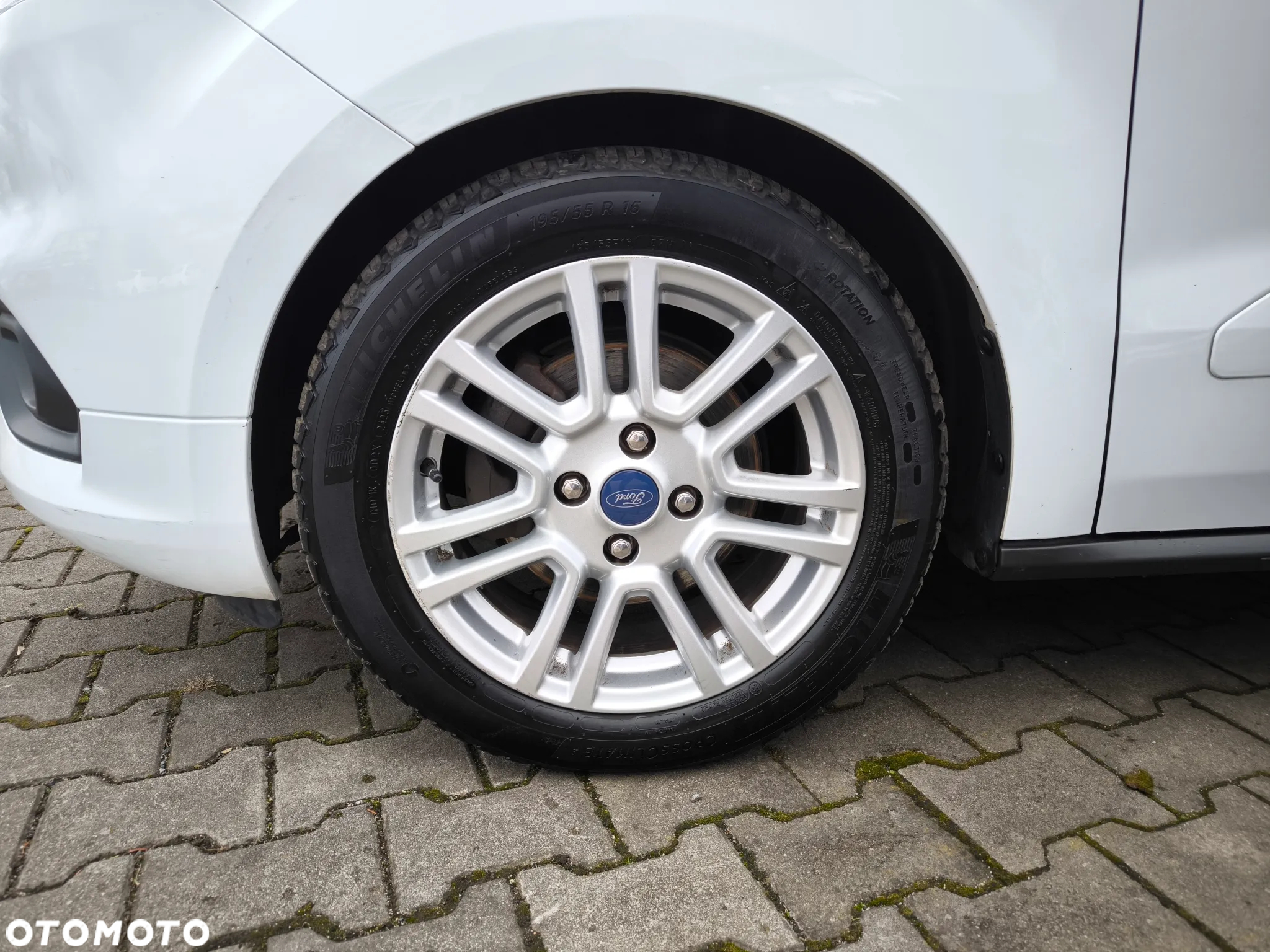 Ford Tourneo Courier 1.5 TDCi Titanium - 22