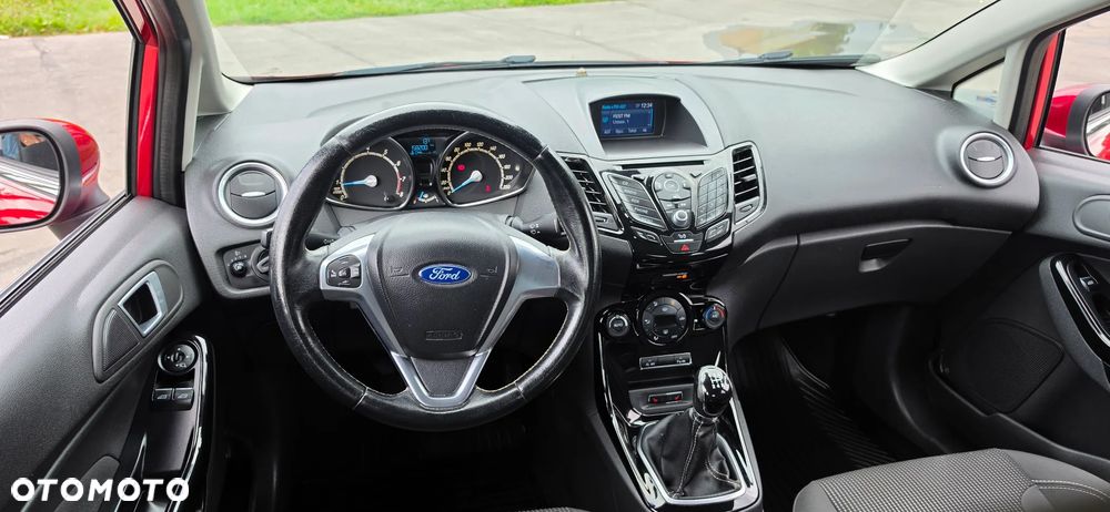 Ford Fiesta 1.0 EcoBoost S&S TITANIUM - 21