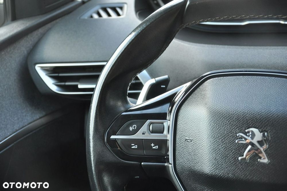 Peugeot 3008 BlueHDi 180 Stop & Start EAT8 Allure - 37