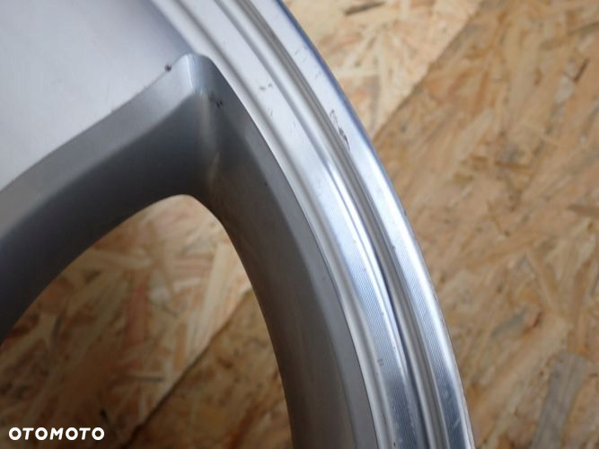 TOYOTA LAND CRUISER 7,5Jx17 ET74 6x139 felga aluminiowa - 2