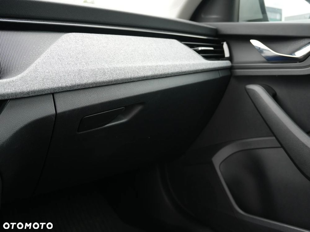 Skoda Scala 1.5 TSI Edition 130 DSG - 36