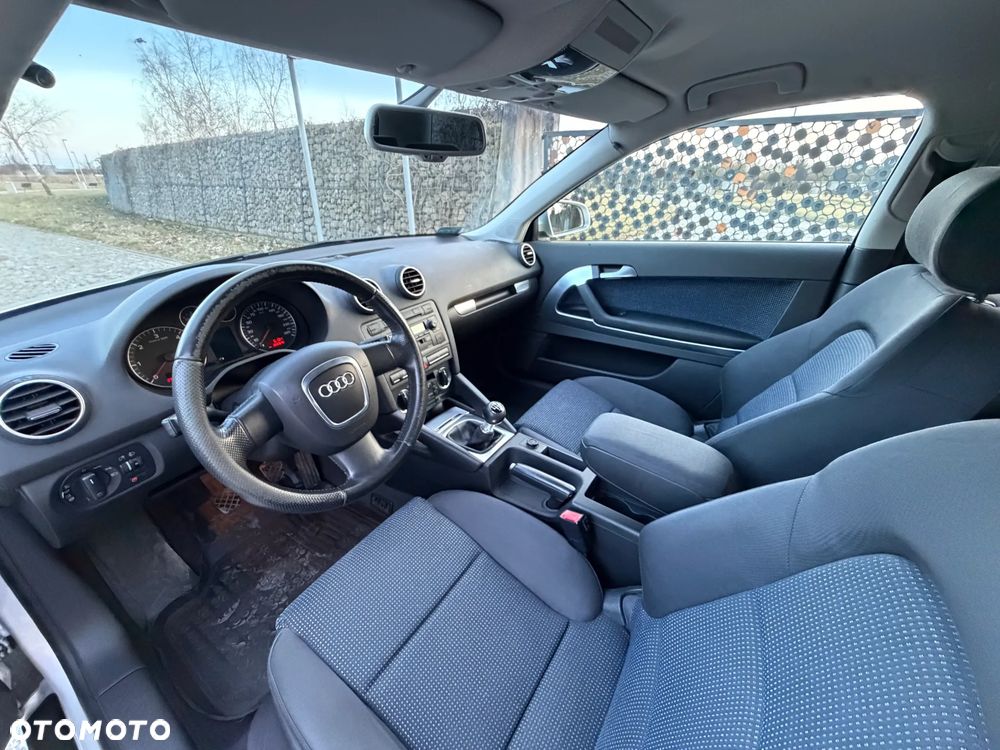 Audi A3 3-drzwiowe 2.0 TDI Attraction - 23