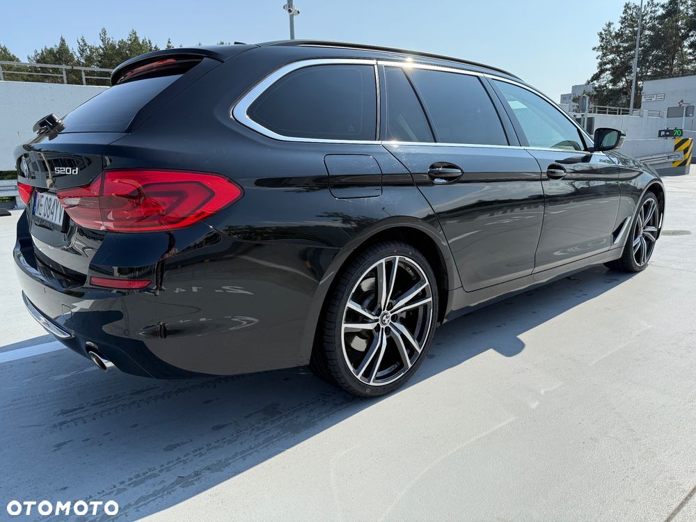 BMW Seria 5 520d xDrive Luxury Line - 8