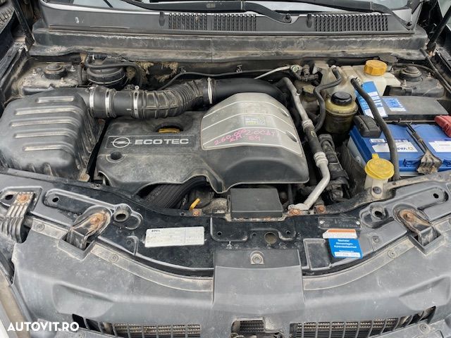 Dezmembrez Opel Antara an 2008 XENON motor 2.0 CDTI 4X4 - 3