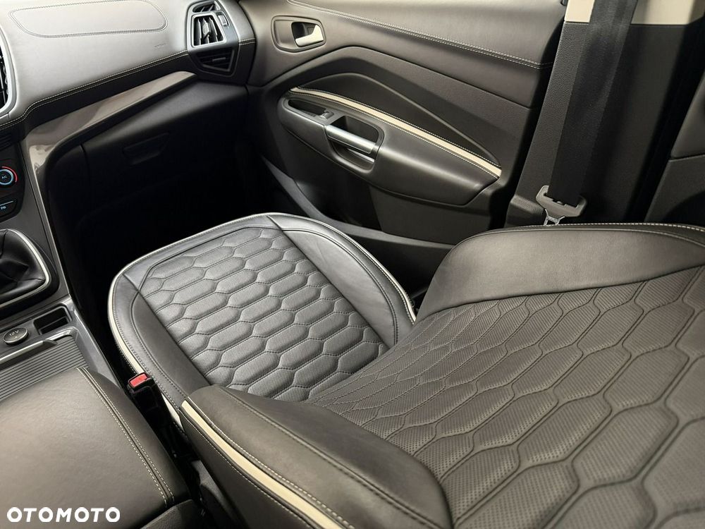 Ford Kuga Vignale 1.5 EcoBoost FWD - 25